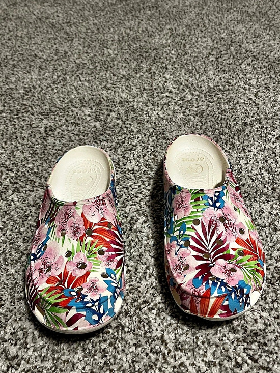 CROCS Shoes - Crocs Freesail Clog Floral White & Pink